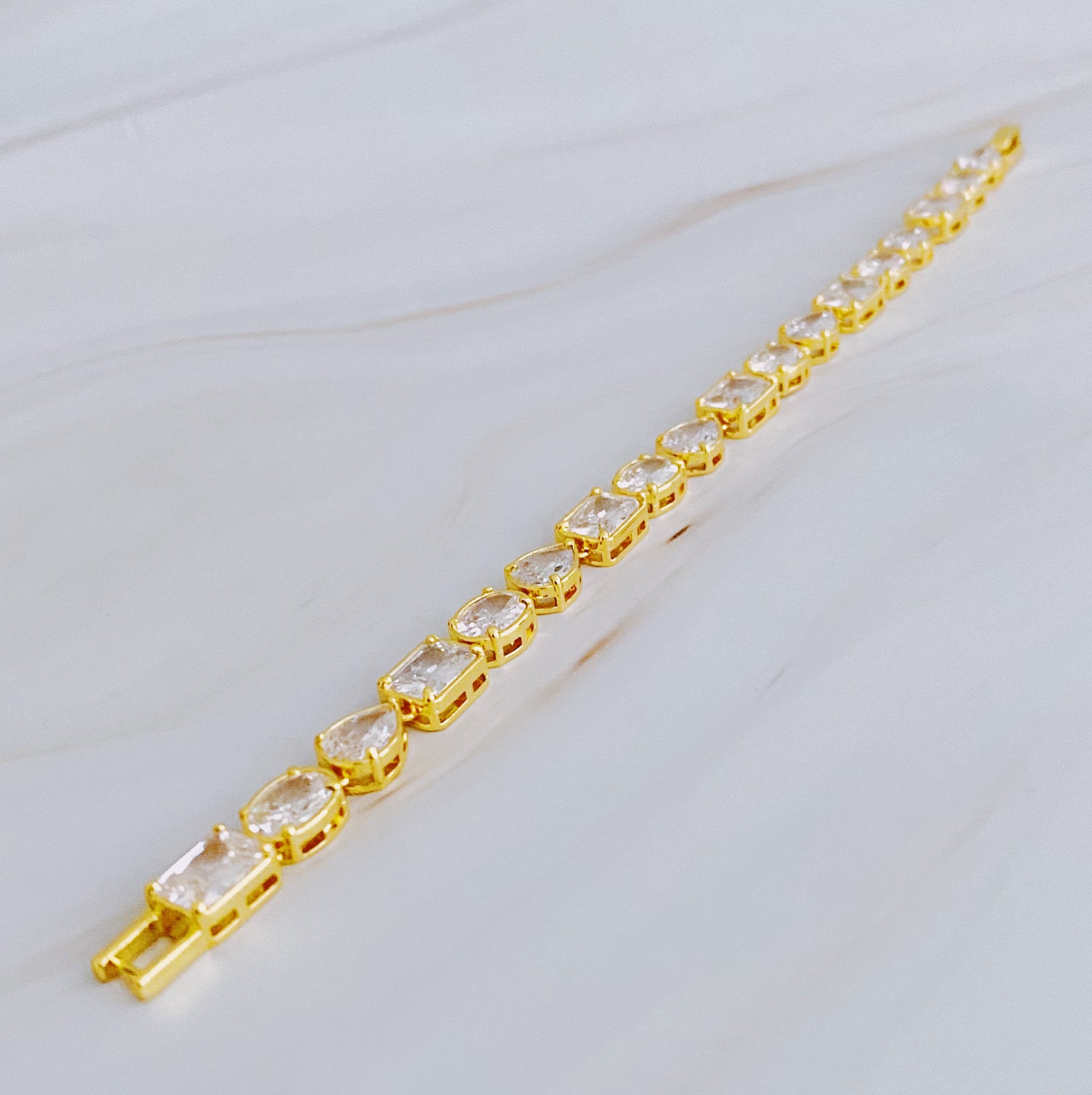 Charming Shapes Sparkle Bracelet